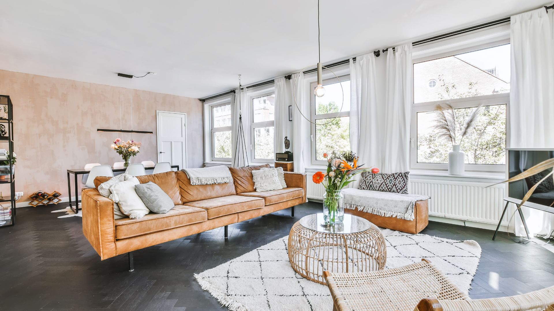 Living Room Decor Ideas: Affordable and Stylish